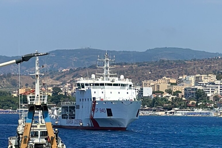 Migranti Nave Dattilo A Reggio Calabria Con 454 A Bordo Iacchite Blog